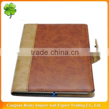 Customized inner paper/pages A5 soft cover glue bound handmade pull up leather notepad with button closure and calendar