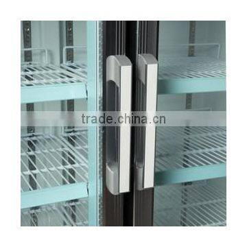 Three Door Merchandiser, Big Showcase Refrigerator, Glass Door Reach In Vertical Refrigerator - 1479 L / 52.3 Cu.ft photo-3