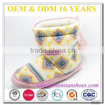 popular winter china cheap knitted indoor boots for girls