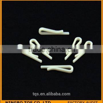 High Quality U-shape Garment Accessory Plastic Clips for Packing photo-4