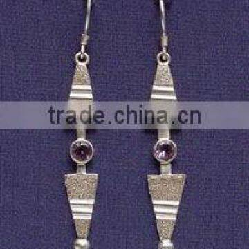 New Arrival Silver earing with garnet