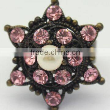 2014 promotional gifts fashion jewelry rings with shiny diamond decoration pink color