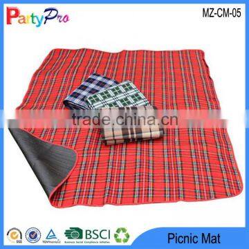 2015 Hot Colorful Dampproof Baby Crawling Pad Camping Too Outdoor Folding Padded Beach Picnic Mat