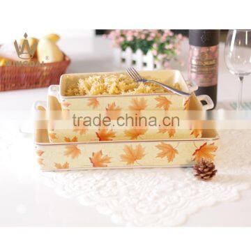 Ceramic maple leaf design bakeware set baking dish with handle