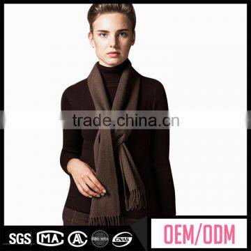 High quality ladies woolen scarves, women in scarf, ladies long scarves