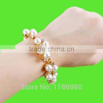 Fashion Womens Gold plated Crystal pearls Sweet Cuff Charm Bracelet Jewelry Gift