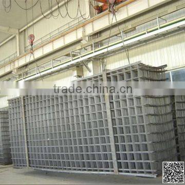 Hebei manufacturer low carbon steel wire 2x2 galvanized welded wire mesh for fence panel