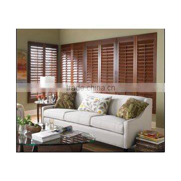 Plantation shutter