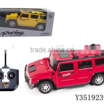 1:24 RC CAR 4 CHANNEL WITH LIGHT Y3519239