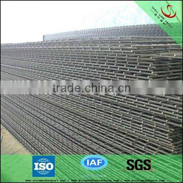 welded wire mesh fence used for constructing