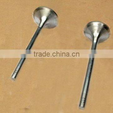 DEUTZ FL413/BFL513 Exhaust Valve OEM NO:04185461/04240712