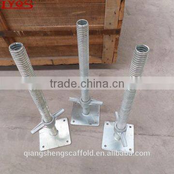 Screw base jack scaffolding legs