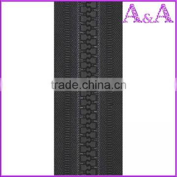 Wholesale Waterproof Plastic Long Chain Transparent Teeth Plastic Long Chain Large Plastic Long Chain photo-6