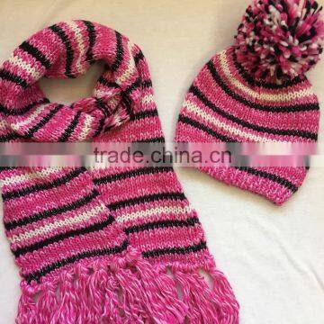 novelty fancy metallic melange yarn knitted winter beanie hat with chunky big pom and stripe fringe scarf