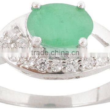Elegant Emerald 925 Silver Ring-Earring Set photo-2
