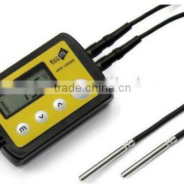 Two probe temperature data logger