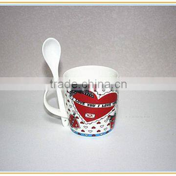 12oz red heart shape ceramic coffee mug with spoon in handle