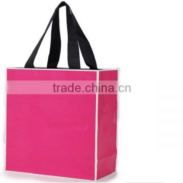 Customized luxury kraft shopping paper bag with high quality