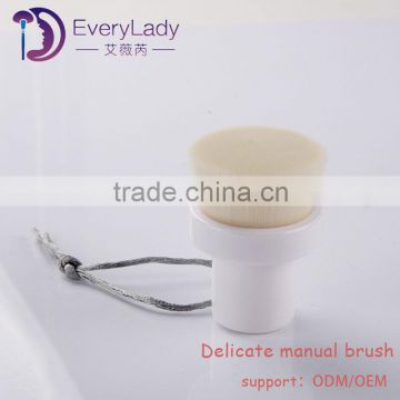 Deep facial cleaning exfoliating face cleaning brush