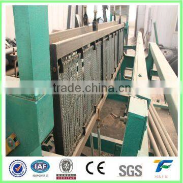 automatic crimped machine/automatic crimped wire mesh machine/automatic crimped wire mesh weaving machine