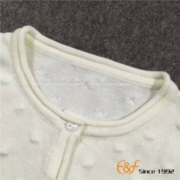 Свитер для девочки с узором 