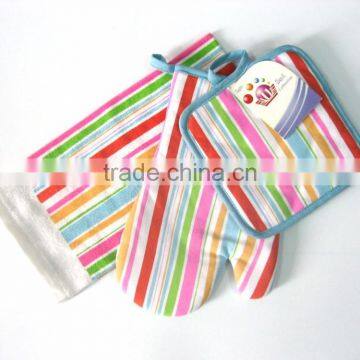 funny striped kitchen towels and potholder set