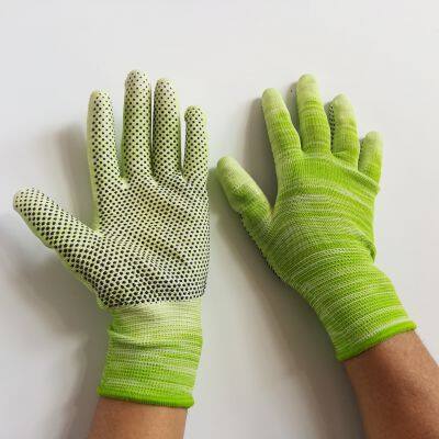 cyan and white polyester thread 13 gauge knitted white PU palm coated black PVC palm dotted anti-slip safety work gloves