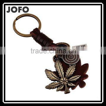 2015 Hot Sale Fashion Punk Men Boys Genuine Leather Keychains Promotional Gift