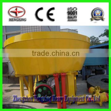 Wheel type grinding machine for ore selecting