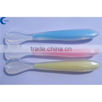 Fashion and Cute silicone baby feeding spoon