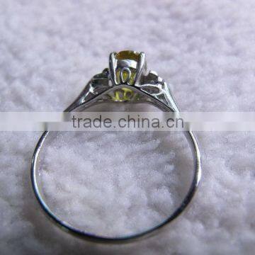 Contemporary 925 silver fashion ring with cz stone