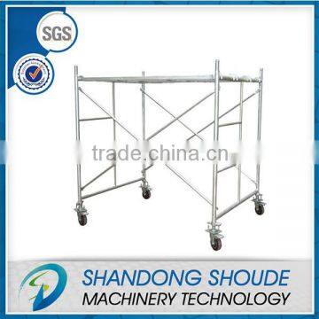 Quick and easy Aluminium Mobile scaffolding with ladder