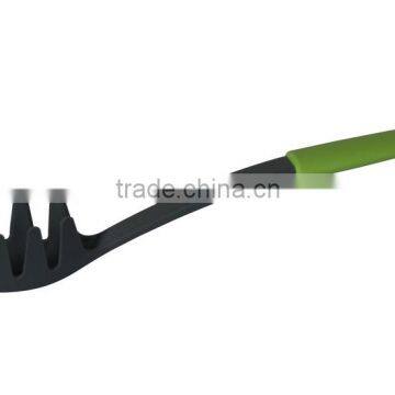factory hot selling plastic nylon colorful kitchenwares cooking tools set pasta claw spaghetti rake for noodle kitchen utensils