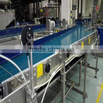 water industry straight running plastic chain conveyor line