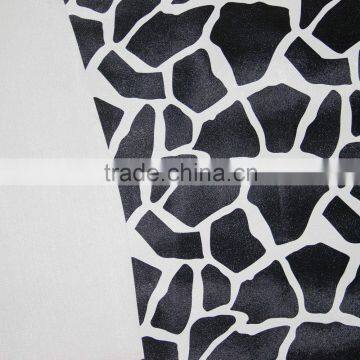 Transfer Giraffe Desig of Synthetic China Leather Material photo-3