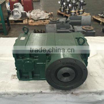 China Supplier ZLYJ Series Power Transmission Part Gear Reducer in Plastic Extruder Mchine photo-3