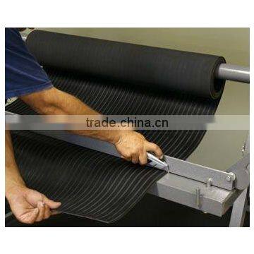 Anti slip runner rubber mat