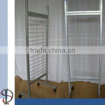 Retail adjustable hook wire mesh free standing display