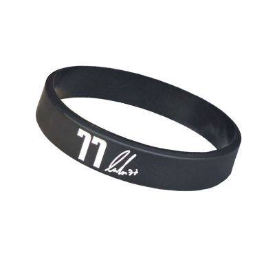 China Manufacturers Customized Camouflage Waterproof and Durable No.77 Basketball Star Sports Cool Style Silicone Bracelet