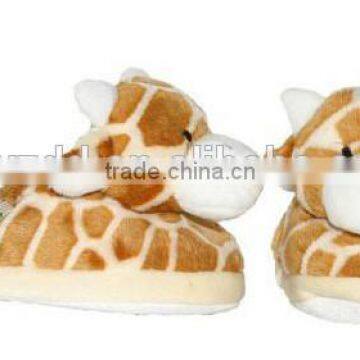 stuffed animal slipper/baby giraffe slippers/giraffe indoor slippers