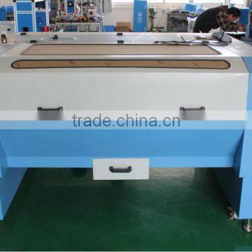 Mini craft laser cutting machine,laser foam cutting machine,sportswear laser cutting machine