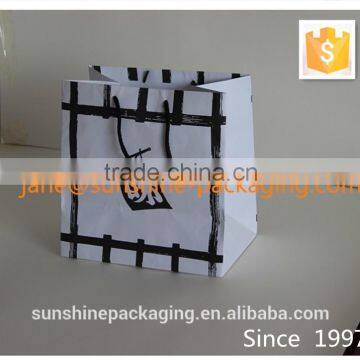 Luxury Custom colored white kraft paper bag