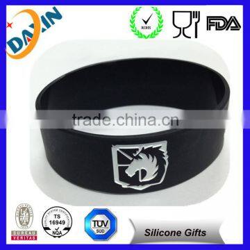 Best selling debossed wristband customize silicone bracelet