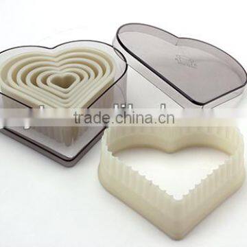 Nylon Heart-Shaped 7-Piece Cake Moulds Cookie Cutters