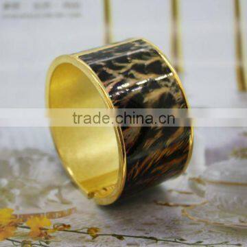 ZB015 fashion zinc alloy steel bangles making