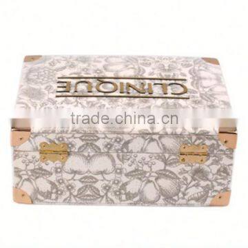 New design with handle paper box for food packaging