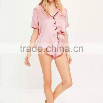 MGOO Custom Manufacturer Pink Satin Pyjama Sets For Women Buttons Up Slik Pink Sets Shirts And Shorts photo-3