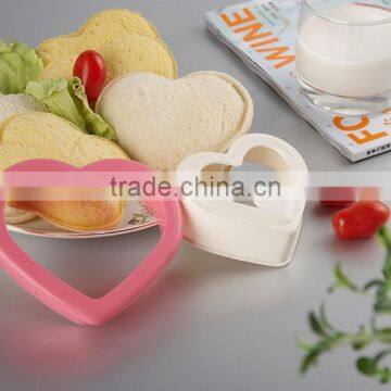 plastic love heart cake mold