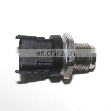 0281002863 Good Quality Fuel Rail Pressure Sensor photo-2