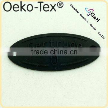 jeans metal label